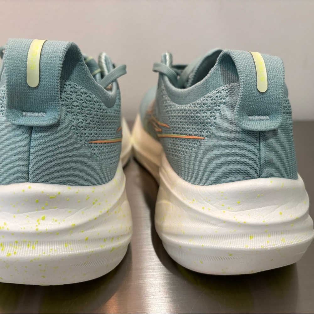 Asics Gel Nimbus Sz 10 light green GREAT condition - Picture 9 of 11